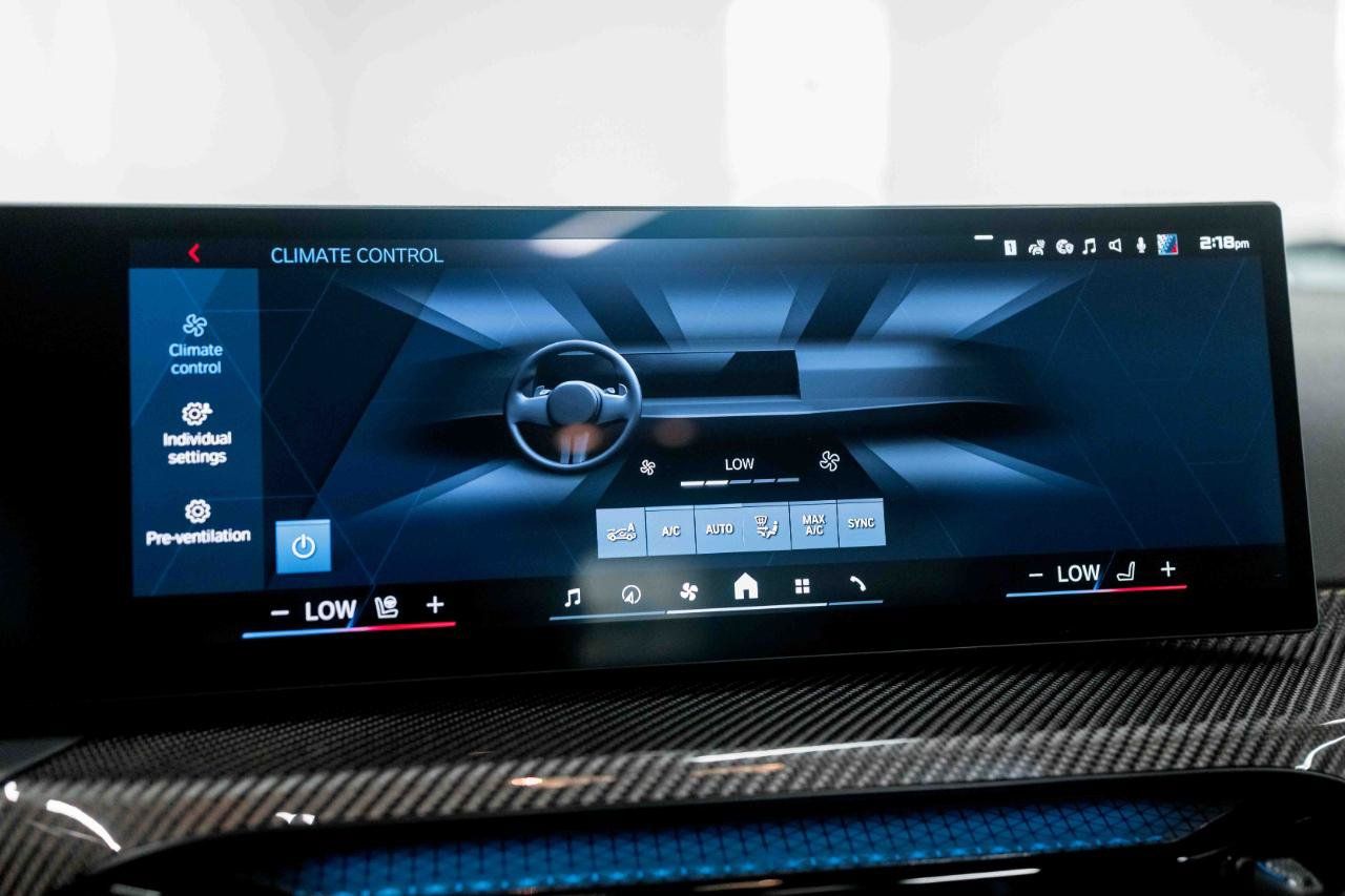 Used 2025 BMW M2 w/ Lighting Package RWD image 60