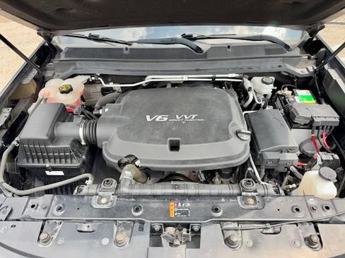 Used 2020 Chevrolet Colorado Z71 AWD/4WD image 32