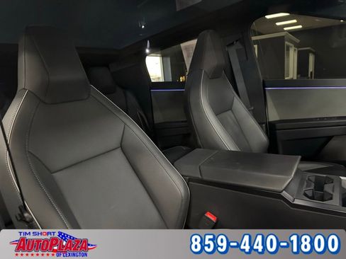 Used 2024 Tesla Cybertruck AWD Crew Cab image 41