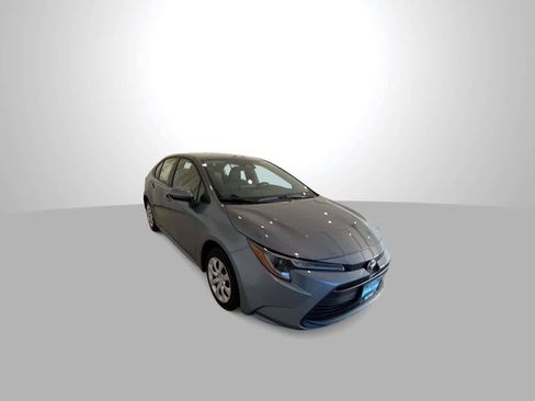 New 2026 Toyota Corolla LE image 2