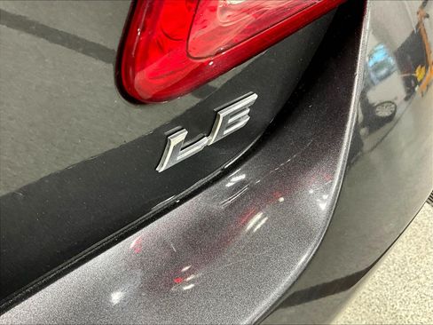 Used 2011 Toyota Camry LE FWD image 24