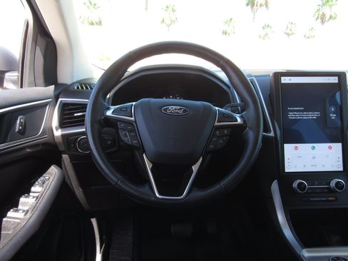 Used 2024 Ford Edge SEL AWD/4WD image 21