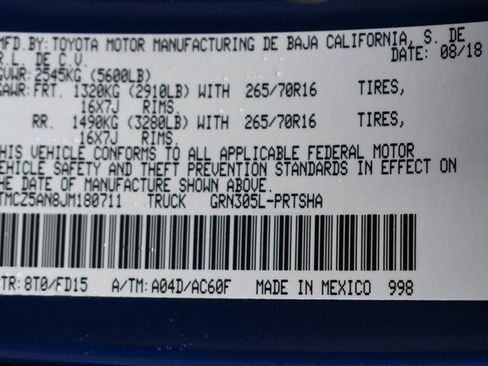 Certified 2018 Toyota Tacoma TRD Off-Road image 33