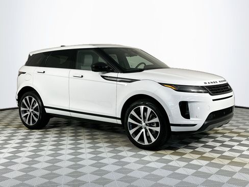 New 2026 Land Rover Range Rover Evoque S image 3