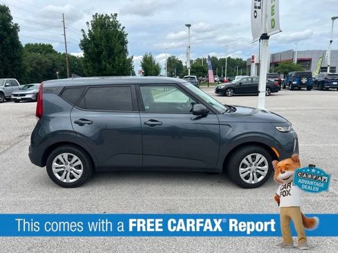 Used 2020 Kia Soul LX FWD image 2