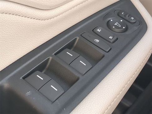 New 2026 Honda Odyssey Touring image 24