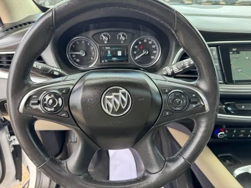 Used 2018 Buick Enclave Premium w/ LPO, Luxury Package AWD/4WD image 15