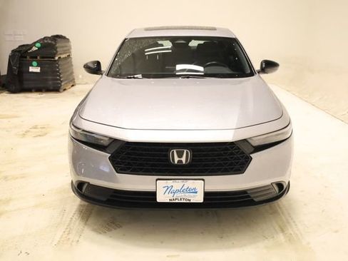Used 2023 Honda Accord Sport image 2