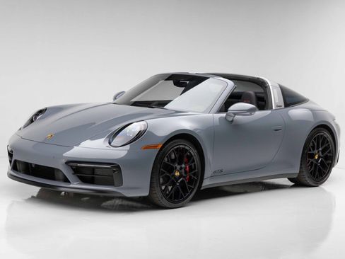 Used 2023 Porsche 911 Targa 4 GTS AWD/4WD image 9
