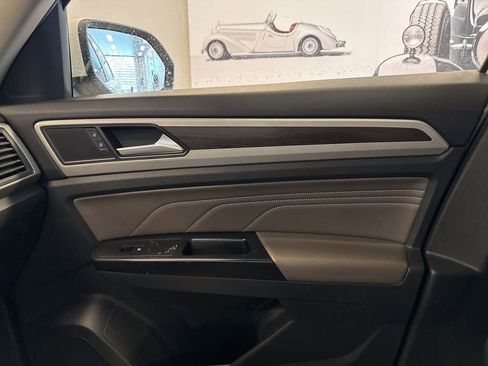 Used 2021 Volkswagen Atlas SE w/ Panoramic Sunroof Package image 29