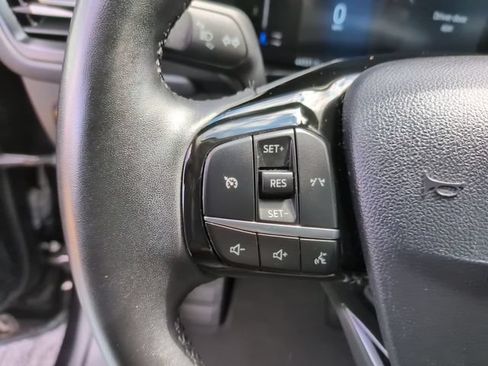 Used 2024 Ford Escape Active AWD/4WD image 14