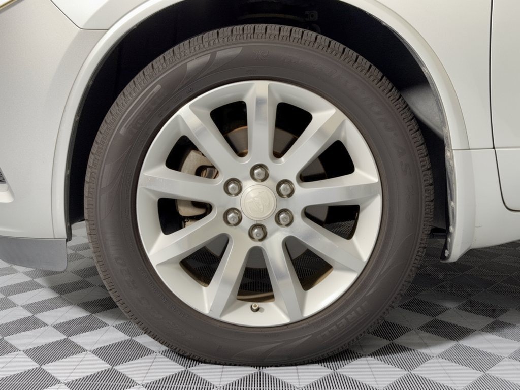 Used 2016 Buick Enclave Premium w/ Experience Buick Package FWD image 13