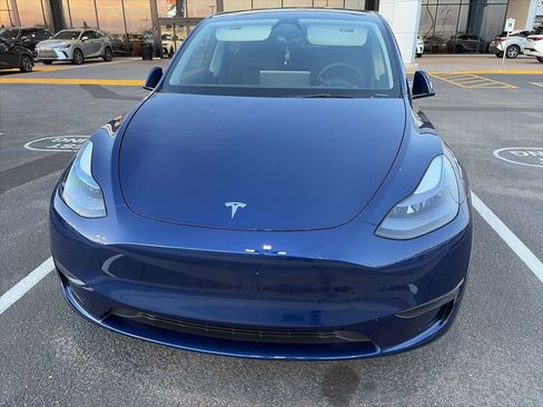 Used 2023 Tesla Model Y Long Range image 2