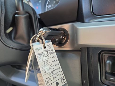 New 2024 Ford F350 XL w/ XL Chrome Package image 33