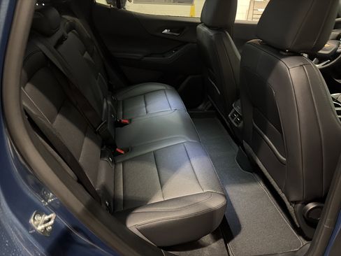 New 2026 Chevrolet Equinox LT w/ Convenience Package II image 11