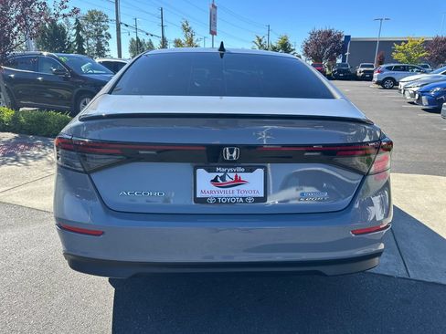 Used 2023 Honda Accord Sport image 4