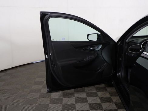 Used 2024 Chevrolet Malibu LT FWD image 16