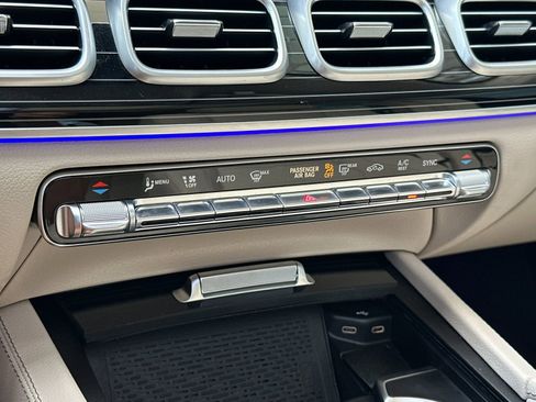 Certified 2024 Mercedes-Benz GLS 450 4MATIC image 24