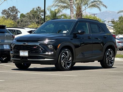 New 2026 Chevrolet TrailBlazer RS w/ Driver Confidence Package FWD image 8