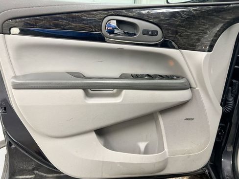 Used 2013 Buick Enclave Leather w/ Trailering Provision Package FWD image 21