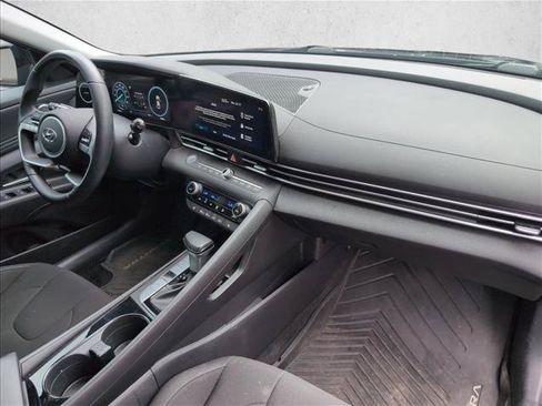 Used 2023 Hyundai Elantra SEL w/ Convenience Package FWD image 23