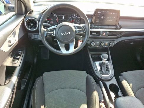 Certified 2022 Kia Forte LXS image 13