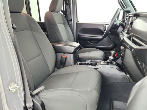 Used 2023 Jeep Wrangler Unlimited w/ 8.4" Radio Group AWD/4WD image 34