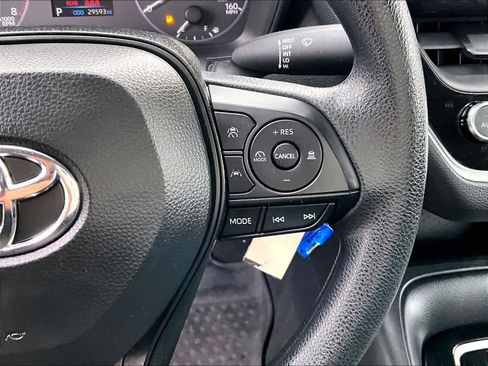 Used 2024 Toyota Corolla LE image 23