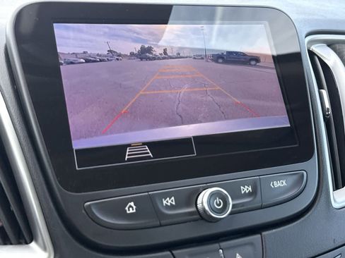 Used 2024 Chevrolet Malibu LT image 21