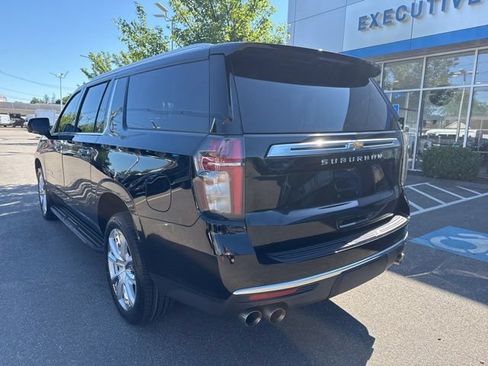Used 2021 Chevrolet Suburban High Country AWD/4WD image 8