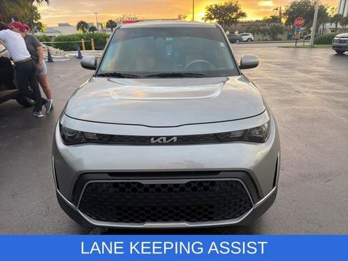 Used 2024 Kia Soul LX image 2