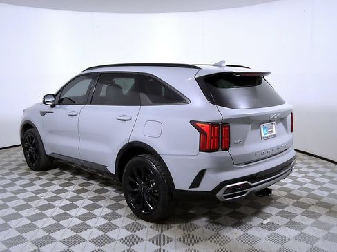 Used 2022 Kia Sorento SX AWD/4WD image 9