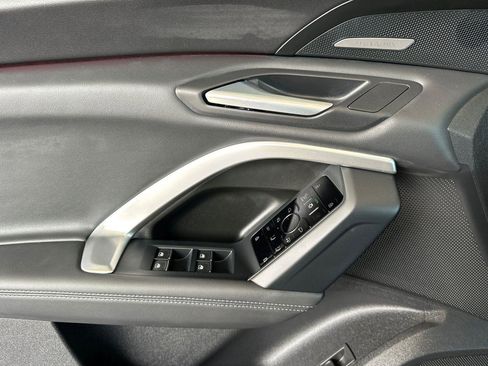 New 2025 Audi Q5 Premium Plus image 10