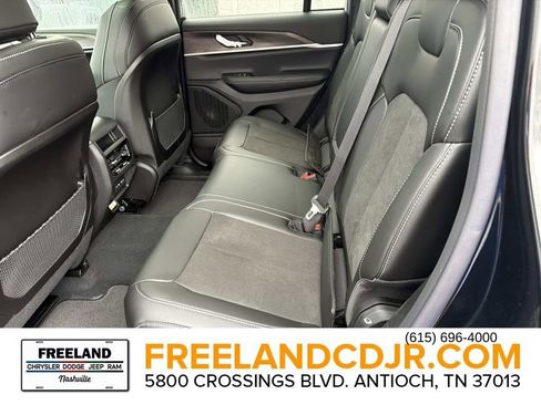 New 2026 Jeep Grand Cherokee Altitude image 14