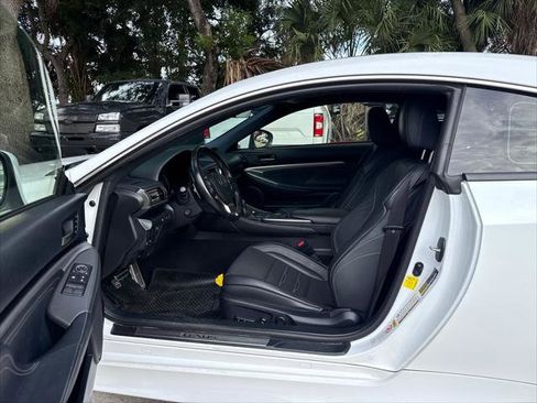 Used 2016 Lexus RC 200t image 13