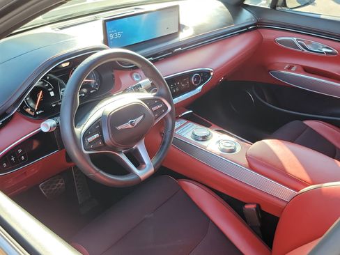 Certified 2023 Genesis GV70 2.5T w/ Sport Prestige Package image 5