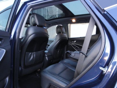 Used 2018 Hyundai Santa Fe Sport w/ 2.0T Ultimate Tech Package 05 AWD/4WD image 23