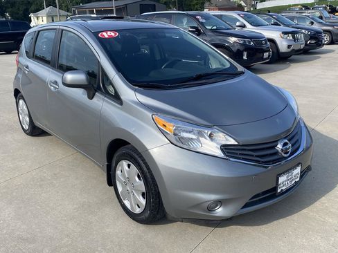 Used 2014 Nissan Versa Note SV FWD image 4