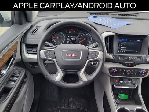 Used 2018 GMC Terrain SLE w/ Driver Convenience Package image 9