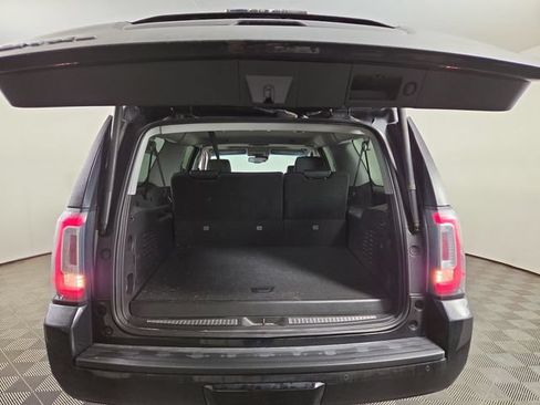 Used 2016 GMC Yukon XL SLT AWD/4WD image 33