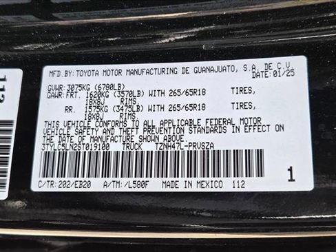 Used 2025 Toyota Tacoma Limited AWD/4WD image 24