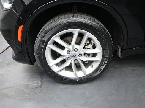 Used 2024 Dodge Durango GT image 39