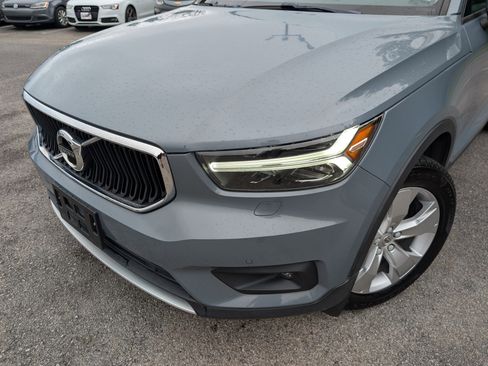 Used 2021 Volvo XC40 T5 Momentum AWD/4WD image 13