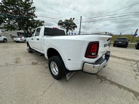 Used 2025 RAM 3500 Tradesman AWD/4WD image 10