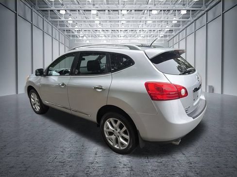 Used 2012 Nissan Rogue SL AWD/4WD image 3
