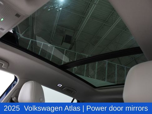 Used 2025 Volkswagen Atlas SEL AWD/4WD image 27