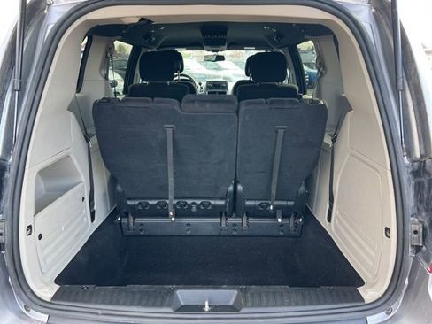 Used 2014 Dodge Grand Caravan SE FWD image 20