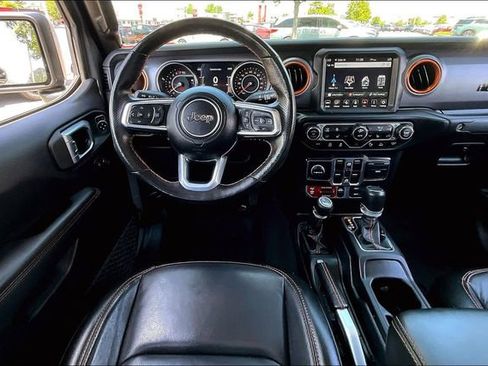 Used 2020 Jeep Gladiator Mojave AWD/4WD image 8