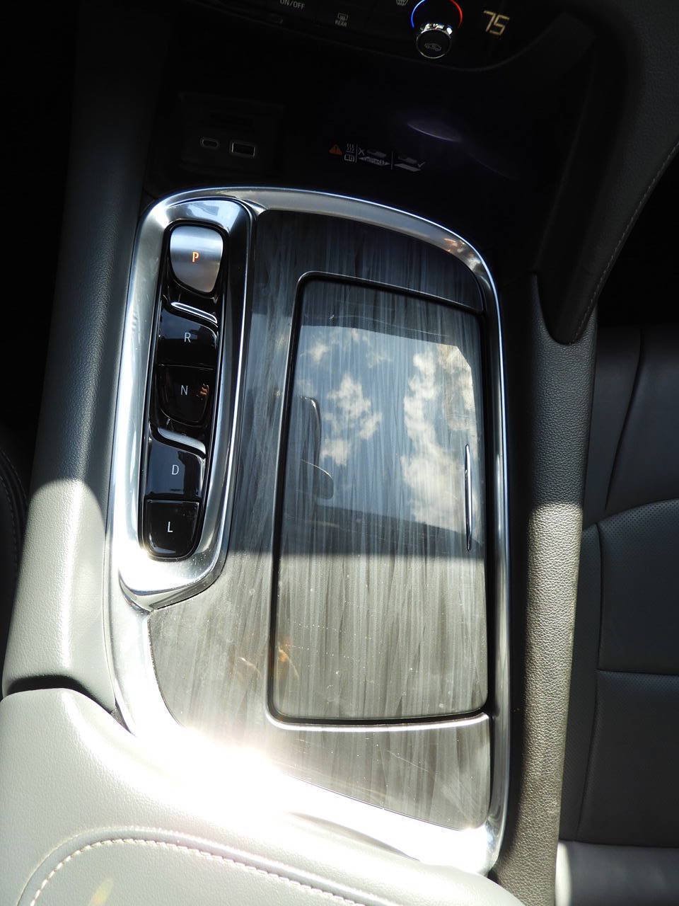 Used 2022 Buick Enclave Essence w/ Experience Buick Package FWD image 49