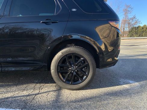 Certified 2025 Land Rover Discovery Sport S image 10